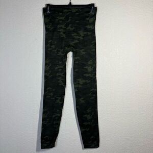 Spanx Womens Look At Me Now Seamless Leggings Green Camo Stretch‎ Pull On Large